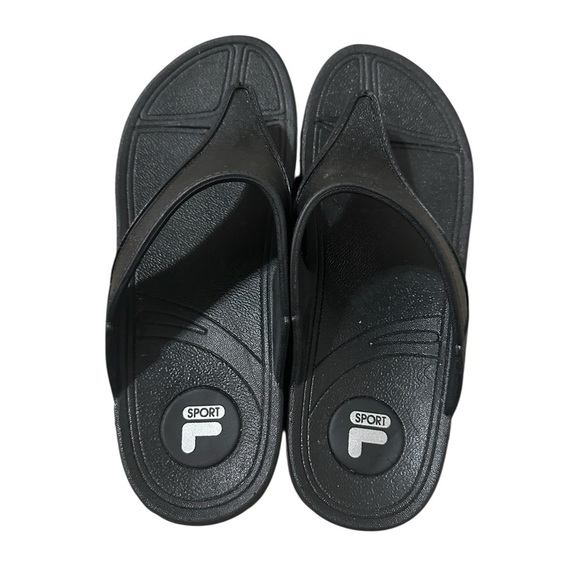 Fila Sports Black Flip Flops Thong Sandals for Women Minimalist Comfortable 8 - Picture 1 of 5